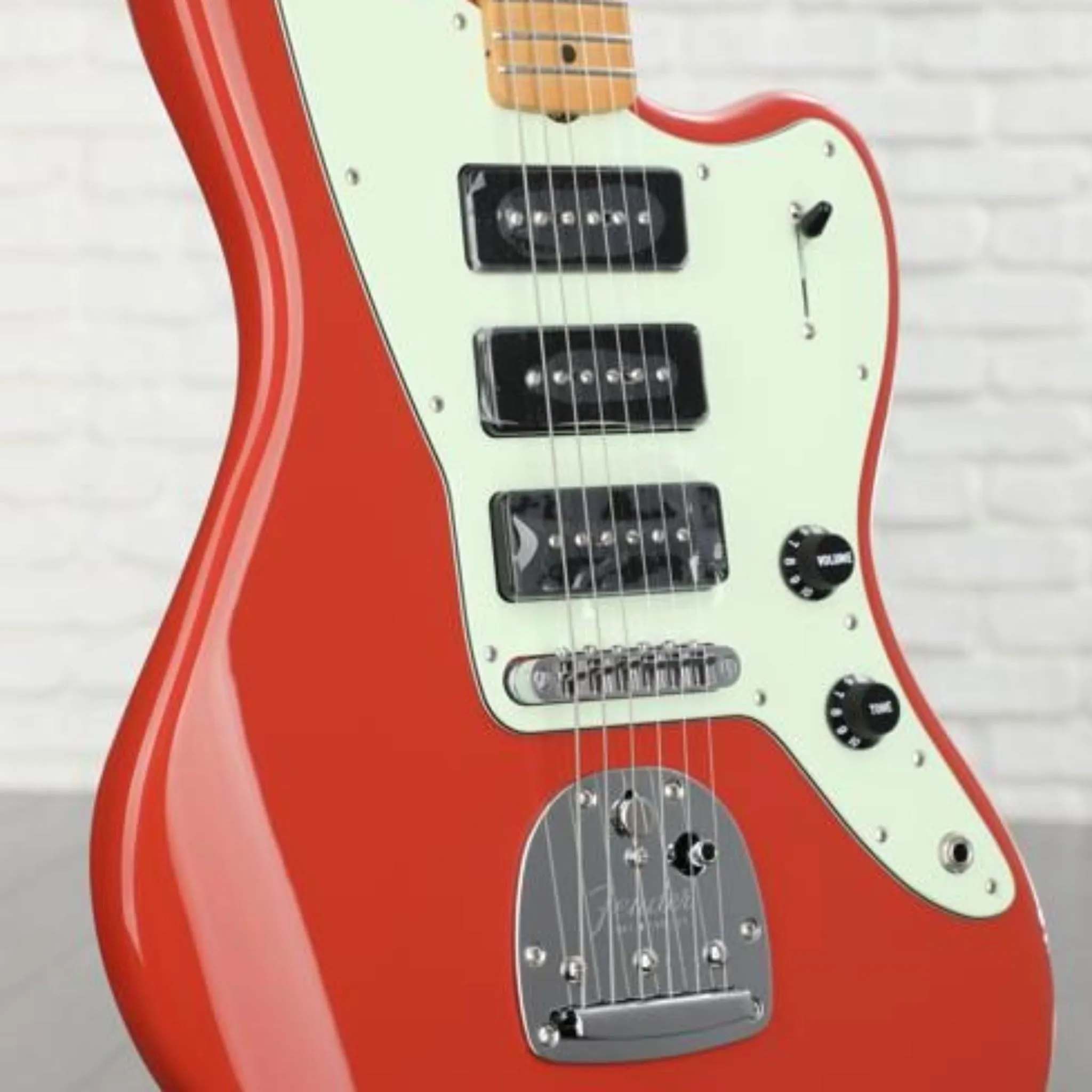 FENDER NOVENTA JAZZMASTER FIESTA RED