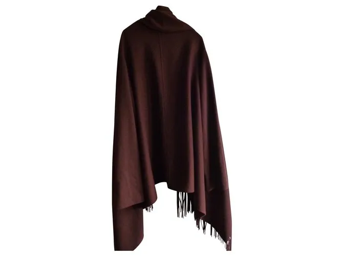 Hermès Abrigos, Ropa de calle Avellana 